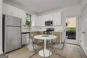 1 bedroom, 1 bathroom, 640 sq ft condominium for sale at 1070 Dill Avenue 105, Atlanta, GA 30310 — photo 4