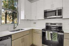 1 bedroom, 1 bathroom, 640 sq ft condominium for sale at 1070 Dill Avenue 105, Atlanta, GA 30310 — photo 7