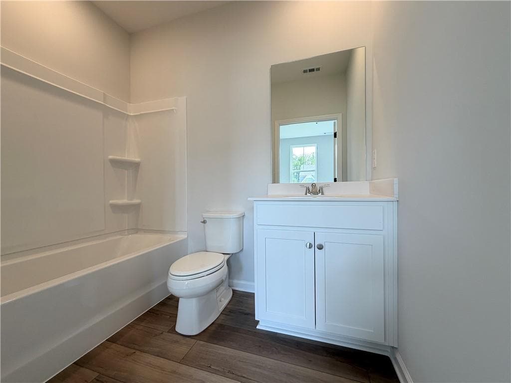 4 bedroom, 4 bathroom, 2,650 sq ft single family residence for rent at 3640 WILLOW GLADE TRAIL, Lawrenceville, GA 30043 for $2,550 a month — photo 5