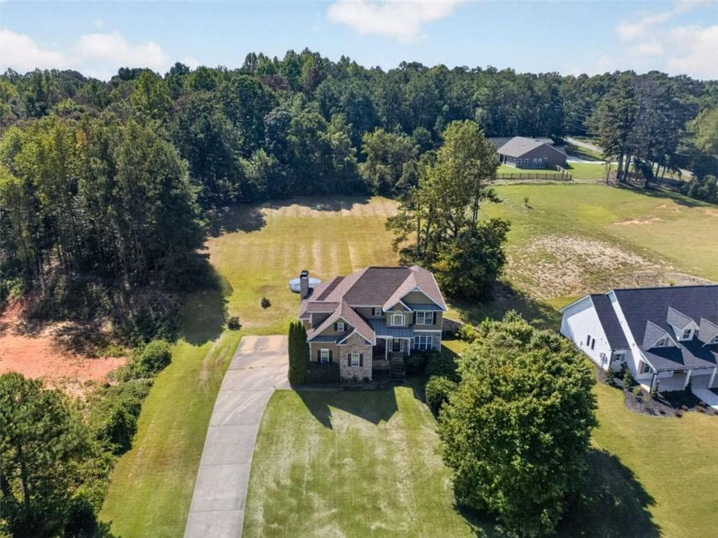4 bedroom, 4 bathroom, 2,658 sq ft single family residence for sale at 109 W Lake Boulevard, Carrollton, GA 30116 — photo 2