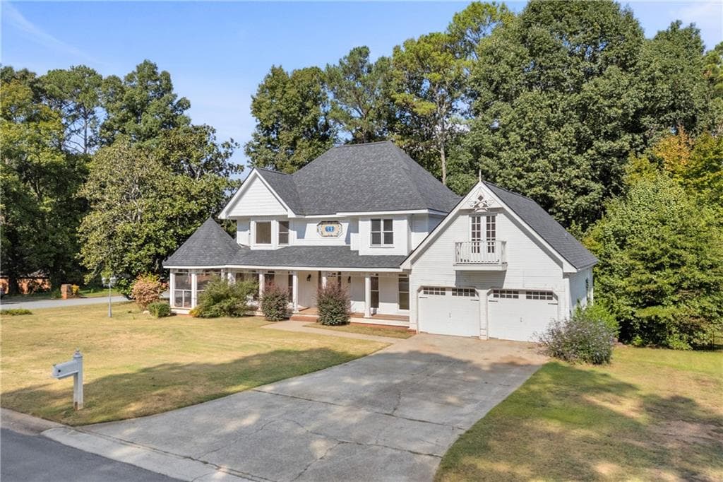 5 bedroom, 3 bathroom, 3,078 sq ft single family residence for sale at 667 Michelle Court, Lawrenceville, GA 30044 — photo 6