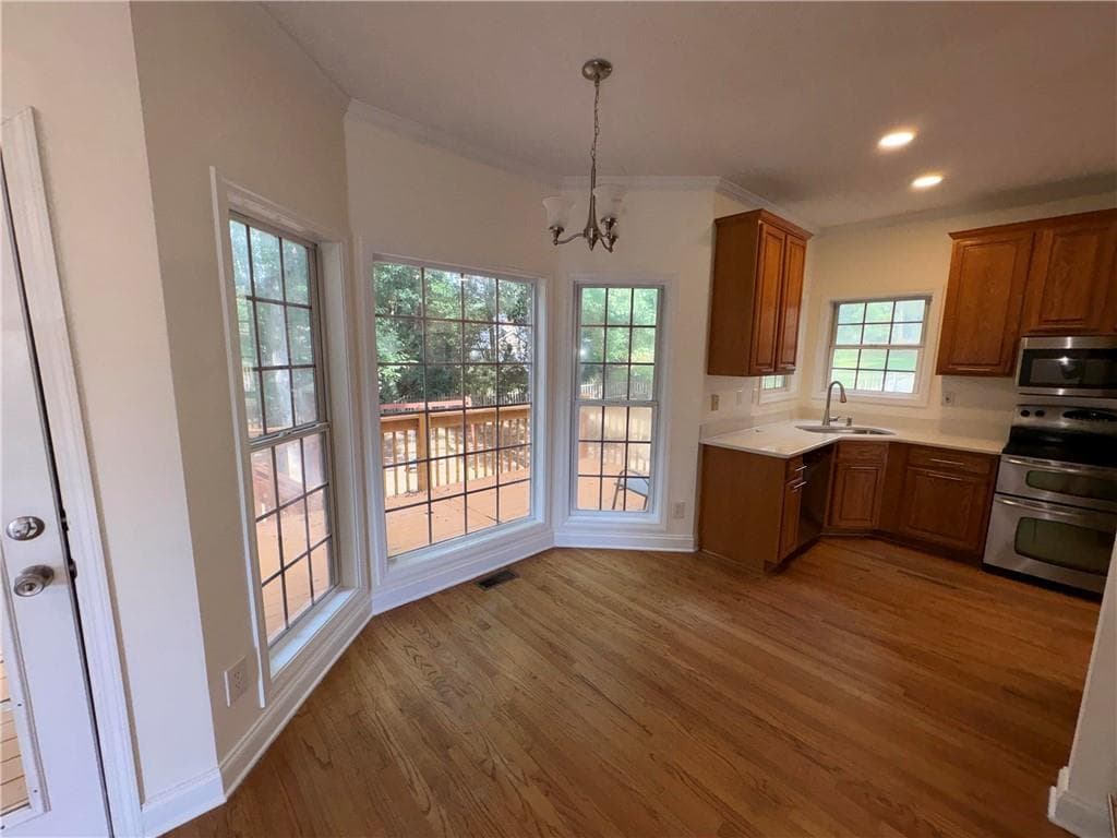 4 bedroom, 3 bathroom single family residence for rent at 116 Hickory Trail, Stockbridge, GA 30281 for $3,050 a month — photo 3