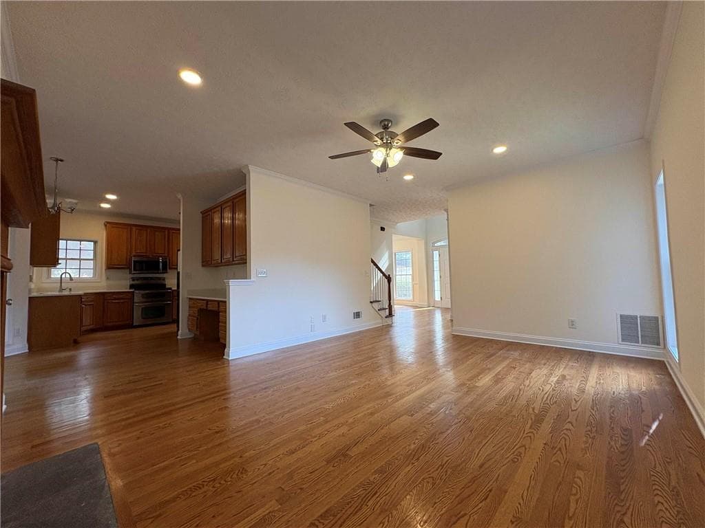 4 bedroom, 3 bathroom single family residence for rent at 116 Hickory Trail, Stockbridge, GA 30281 for $3,050 a month — photo 7