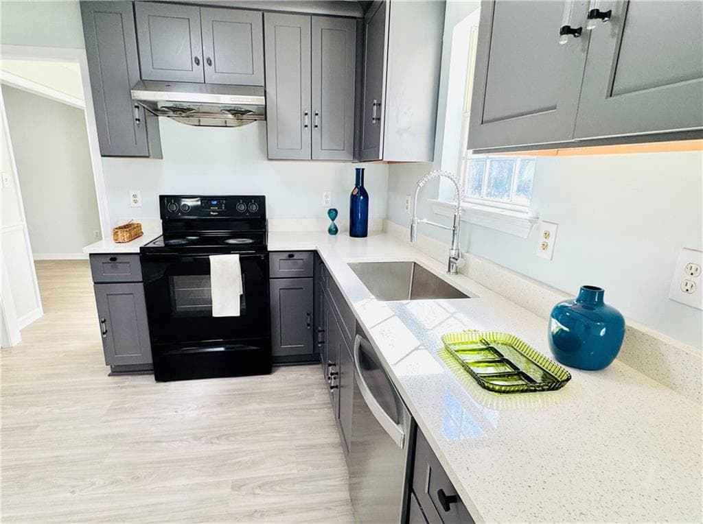 4 bedroom, 3 bathroom, 1,860 sq ft single family residence for sale at 807 Freedom Walk, Locust Grove, GA 30248 — photo 6