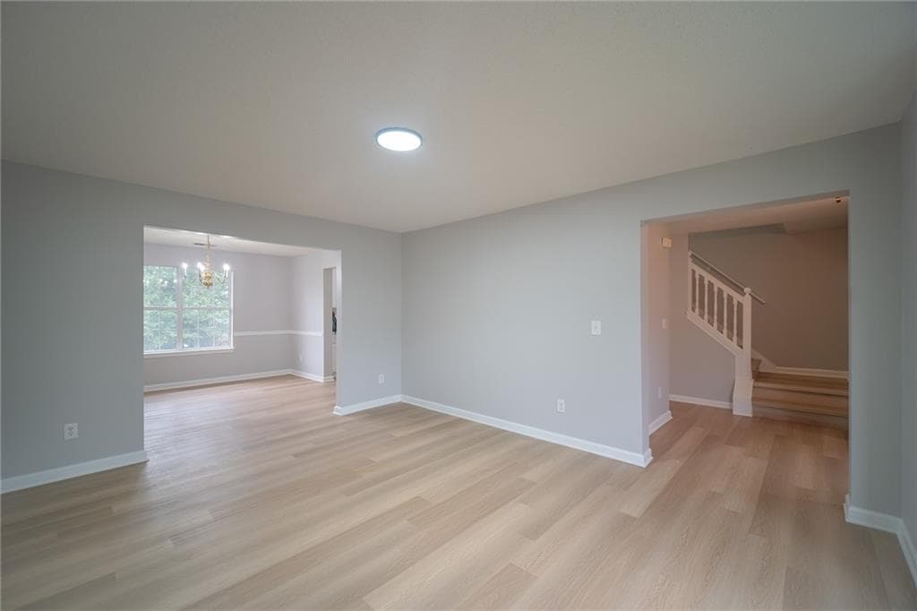 4 bedroom, 3 bathroom, 2,498 sq ft single family residence for sale at 7009 Brecken Trace, Lithonia, GA 30058 — photo 5