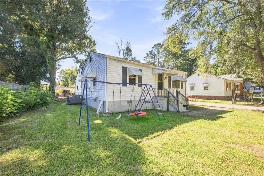 3 bedroom, 2 bathroom single family residence for sale at 38 Battey Drive, Rome, GA 30165 — photo 2