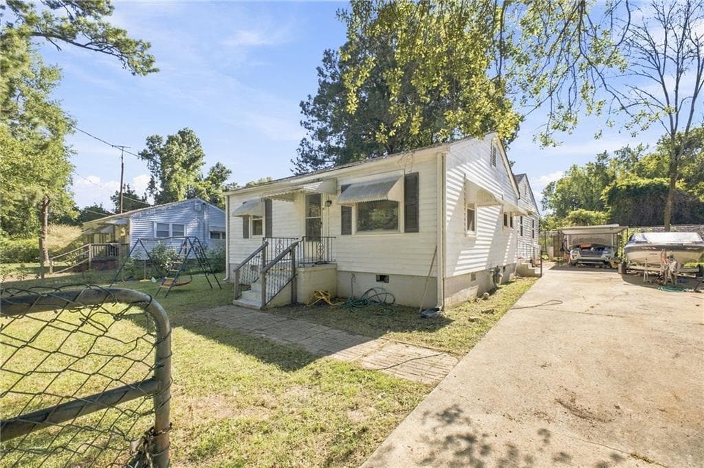 3 bedroom, 2 bathroom single family residence for sale at 38 Battey Drive, Rome, GA 30165 — photo 3