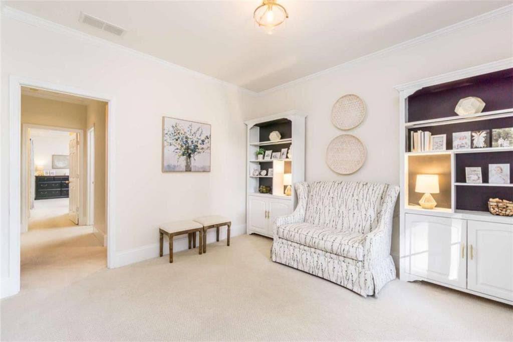 5 bedroom, 4 bathroom, 4,408 sq ft single family residence for sale at 9325 Spinnaker Lane, Gainesville, GA 30506 — photo 7