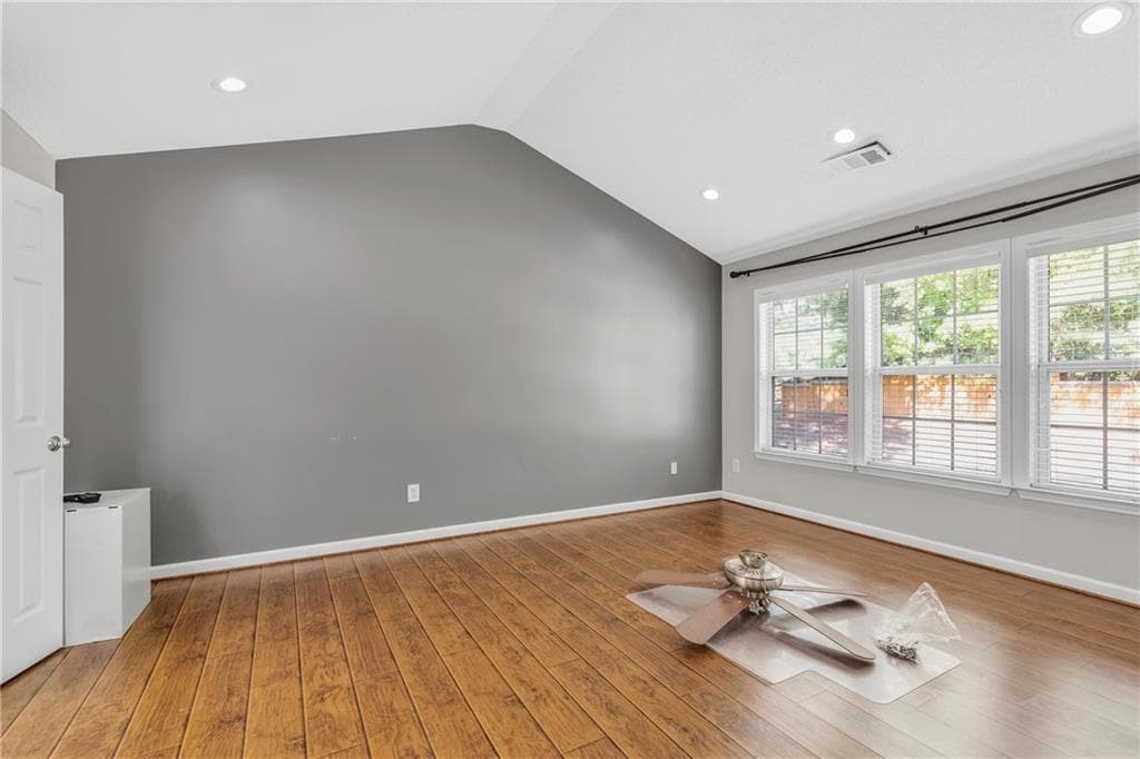 4 bedroom, 3 bathroom, 2,160 sq ft single family residence for rent at 554 Ashland Parkway, Woodstock, GA 30189 for $2,400 a month — photo 10