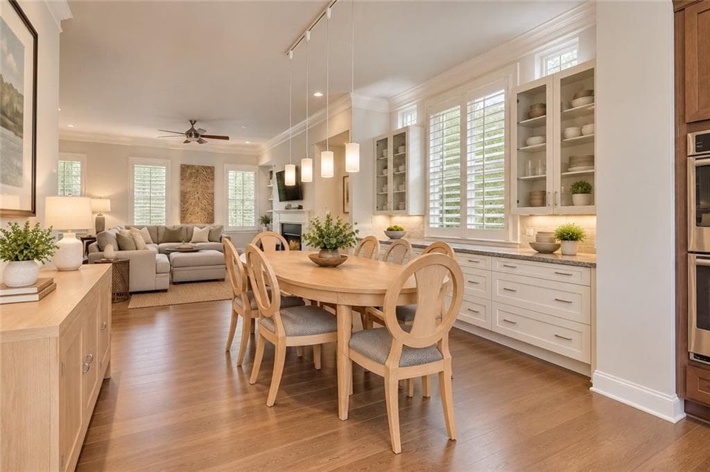 3 bedroom, 4 bathroom, 3,452 sq ft townhouse for rent at 380 Rose Garden Lane, Alpharetta, GA 30009 for $5,500 a month — photo 7