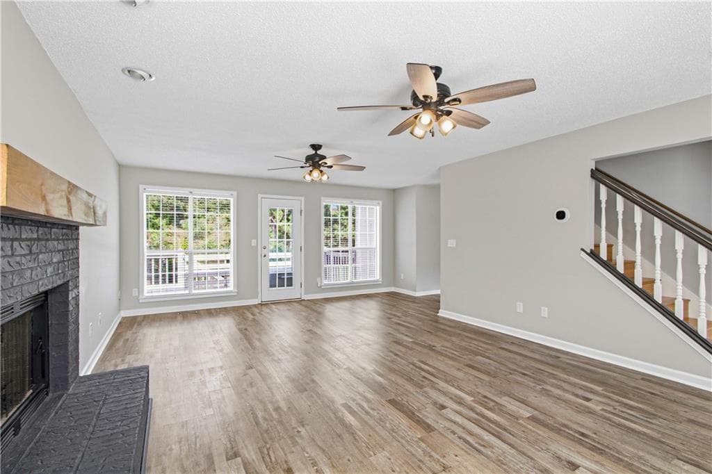 4 bedroom, 4 bathroom, 2,930 sq ft single family residence for sale at 315 Rampart Street, Mcdonough, GA 30253 — photo 6
