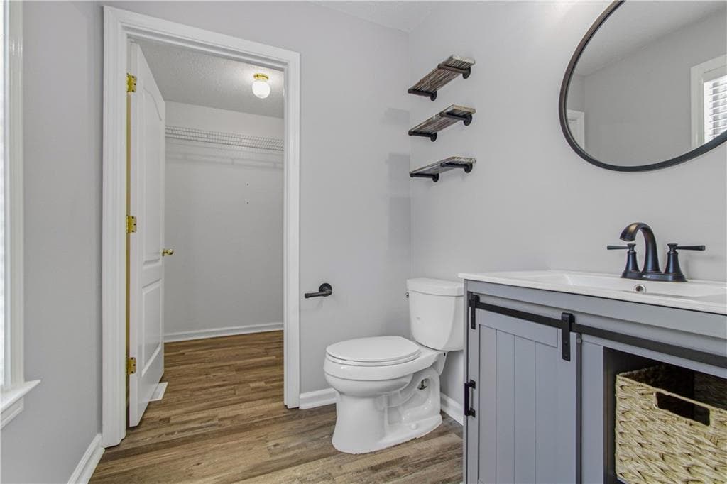 4 bedroom, 4 bathroom, 2,930 sq ft single family residence for sale at 315 Rampart Street, Mcdonough, GA 30253 — photo 4