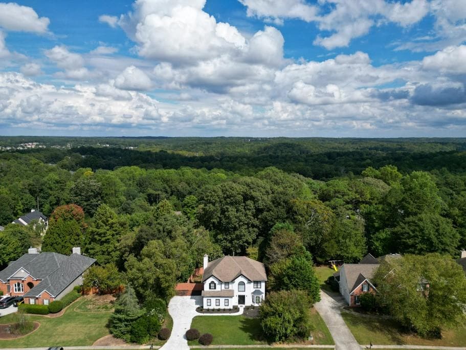 5 bedroom, 3 bathroom, 2,407 sq ft single family residence for sale at 2120 Tribble Walk Drive, Lawrenceville, GA 30045 — photo 9