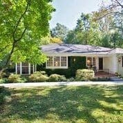 2 bedroom, 1 bathroom, 800 sq ft duplex for rent at 1261 Kingsley Circle A, Atlanta, GA 30324 for $1,975 a month — photo 1 of 14