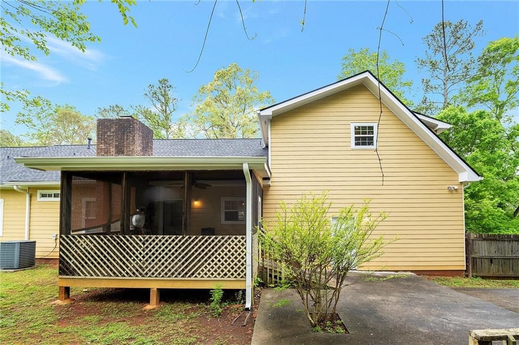 4 bedroom, 3 bathroom, 2,685 sq ft single family residence for sale at 4050 Old Fairburn Road, Atlanta, GA 30349 — photo 9