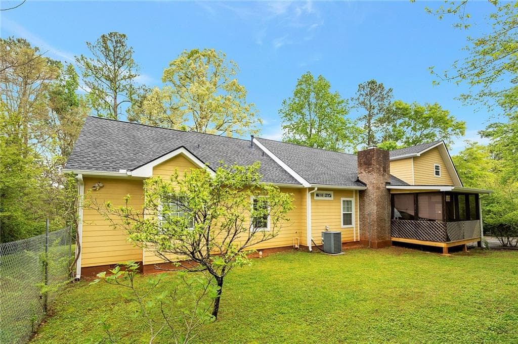 4 bedroom, 3 bathroom, 2,685 sq ft single family residence for sale at 4050 Old Fairburn Road, Atlanta, GA 30349 — photo 10