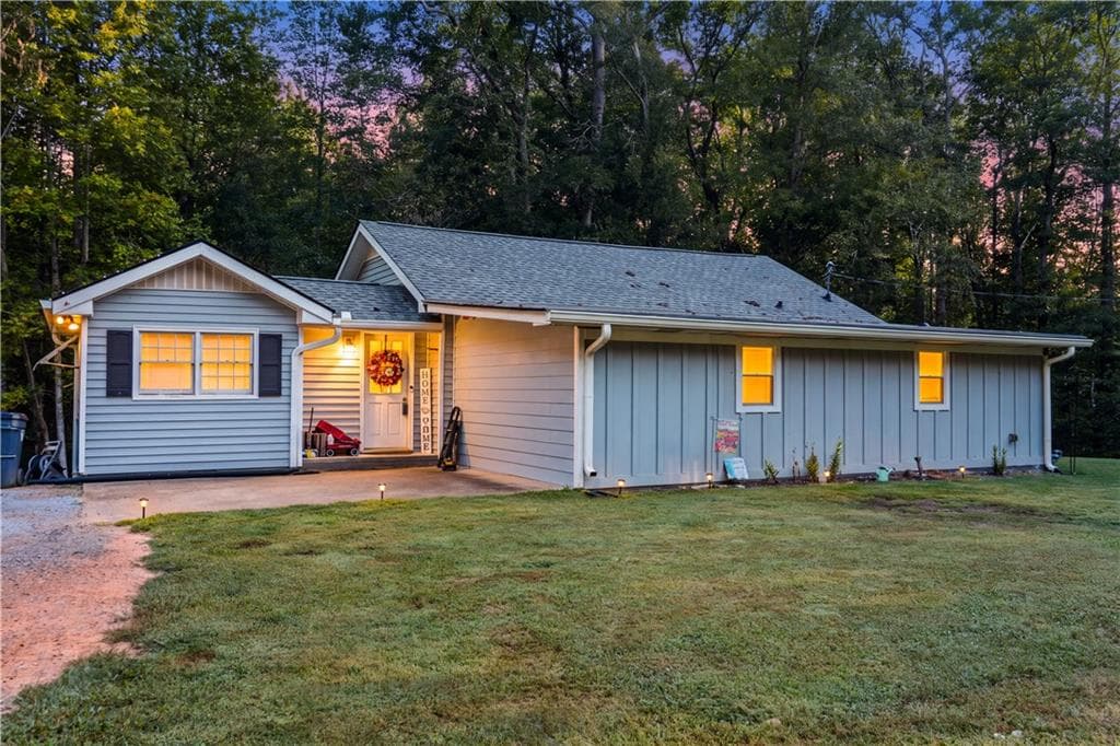 2 bedroom, 1 bathroom, 1,487 sq ft single family residence for sale at 711 Pine Shadows Drive, Dallas, GA 30157