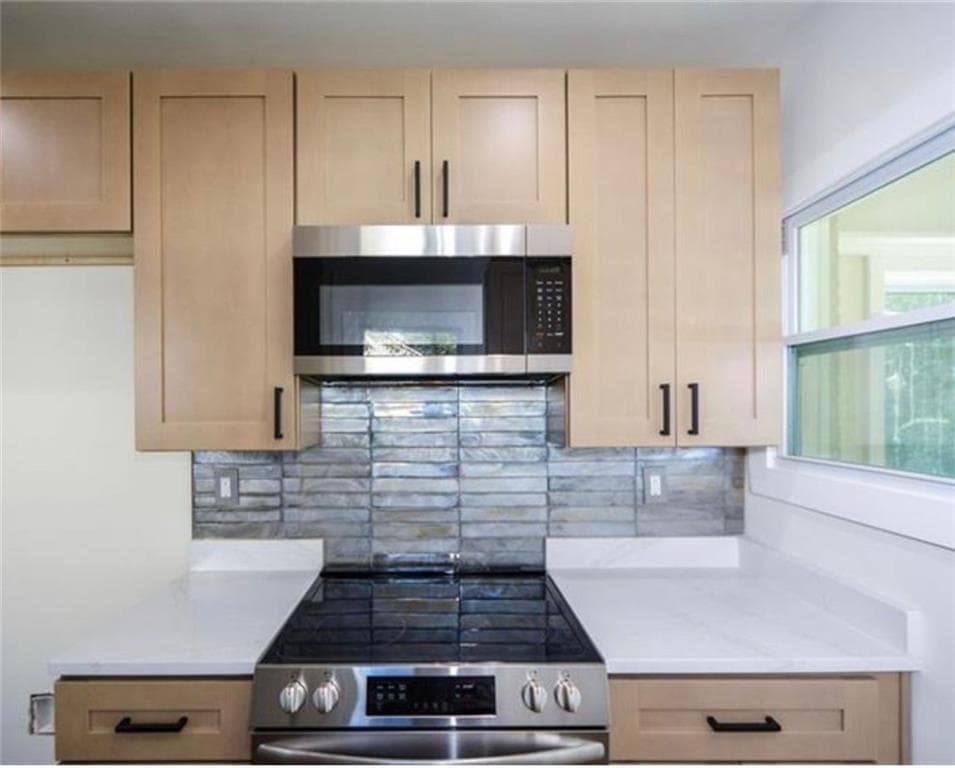 4 bedroom, 4 bathroom, 2,576 sq ft single family residence for sale at 1275 Westridge Road, Atlanta, GA 30311 — photo 7
