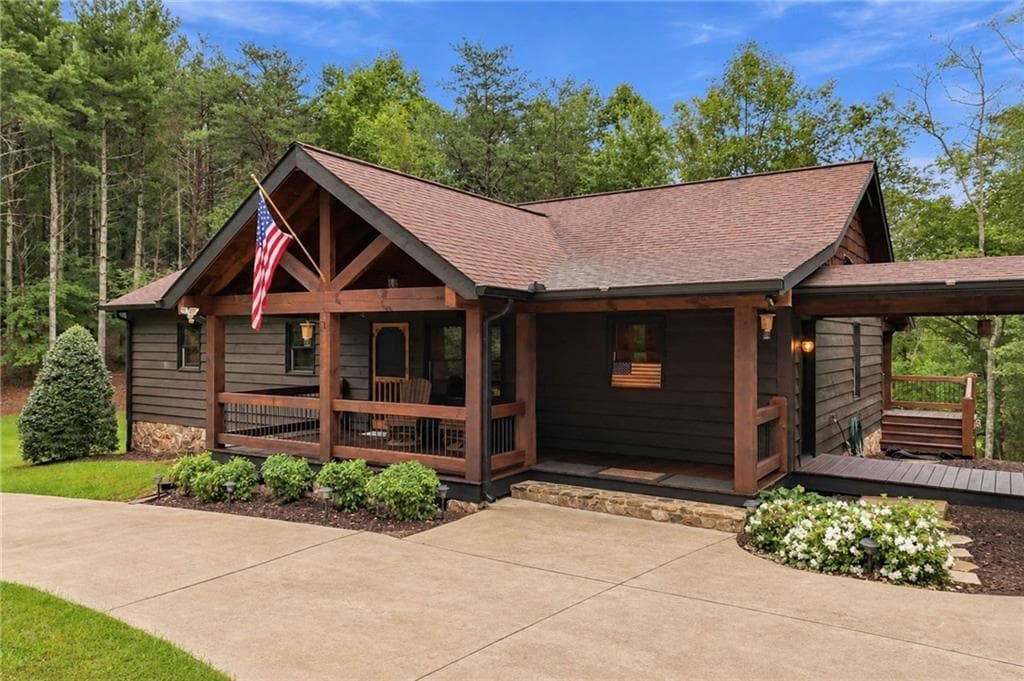 4 bedroom, 3 bathroom, 3,120 sq ft single family residence for sale at 24 Jared Road Road, Blue Ridge, GA 30513