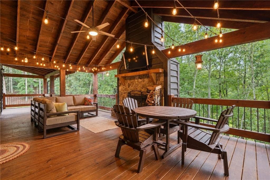 4 bedroom, 3 bathroom, 3,120 sq ft single family residence for sale at 24 Jared Road Road, Blue Ridge, GA 30513 — photo 6