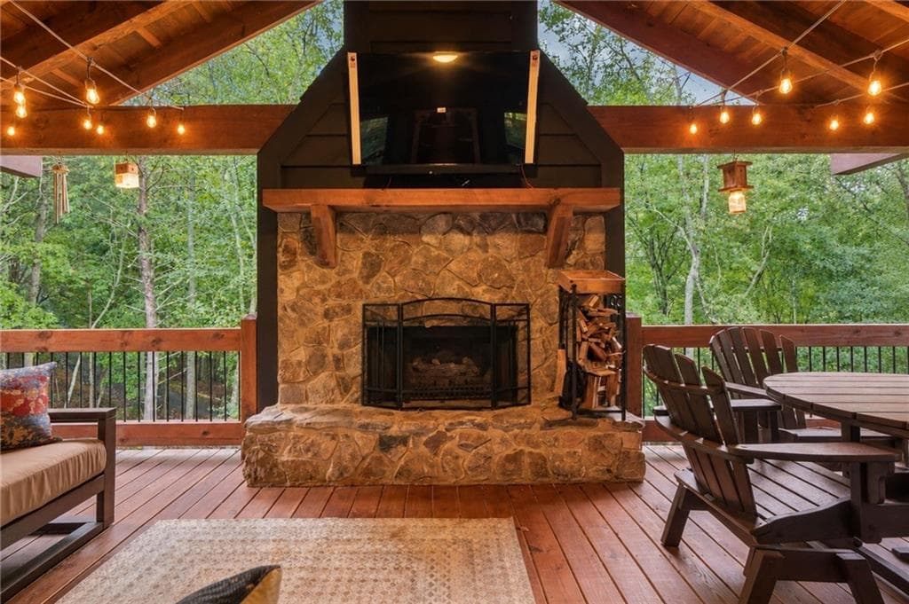 4 bedroom, 3 bathroom, 3,120 sq ft single family residence for sale at 24 Jared Road Road, Blue Ridge, GA 30513 — photo 7