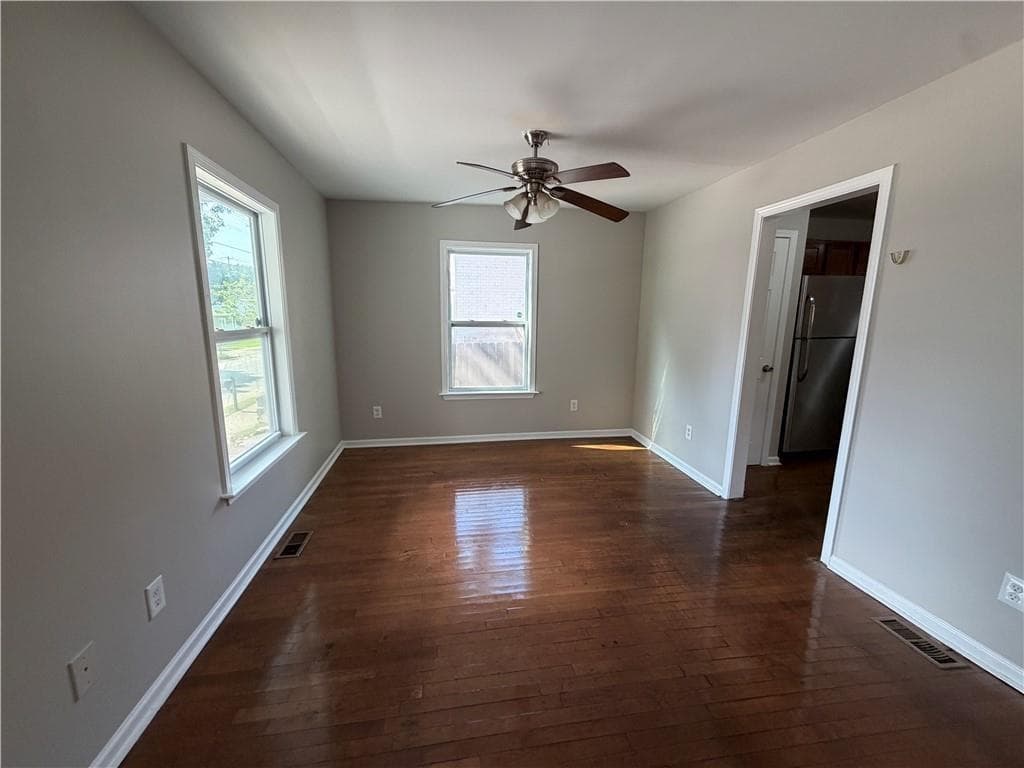 3 bedroom, 3 bathroom, 1,452 sq ft single family residence for sale at 1169 Mcdaniel Street, Atlanta, GA 30310 — photo 7