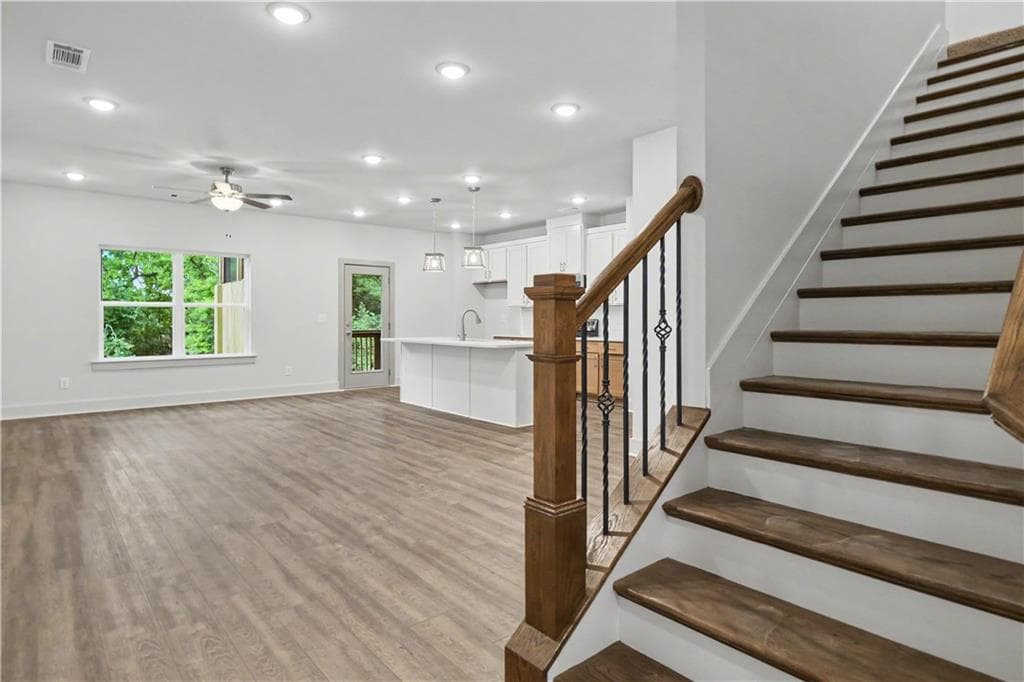 4 bedroom, 3 bathroom, 3,064 sq ft townhouse for sale at 4253 Fern River Trail 12, Norcross, GA 30093 — photo 5