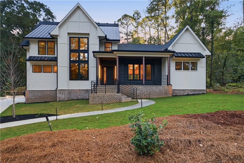 4 bedroom, 4 bathroom, 3,640 sq ft single family residence for sale at 450 Dix Lee On Drive, Fayetteville, GA 30214