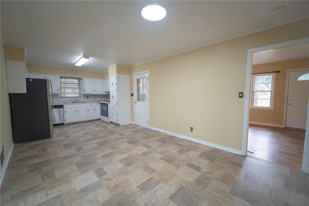 3 bedroom, 2 bathroom, 1,203 sq ft single family residence for rent at 5565 Bowers Road, Stone Mountain, GA 30087 for $1,500 a month — photo 4