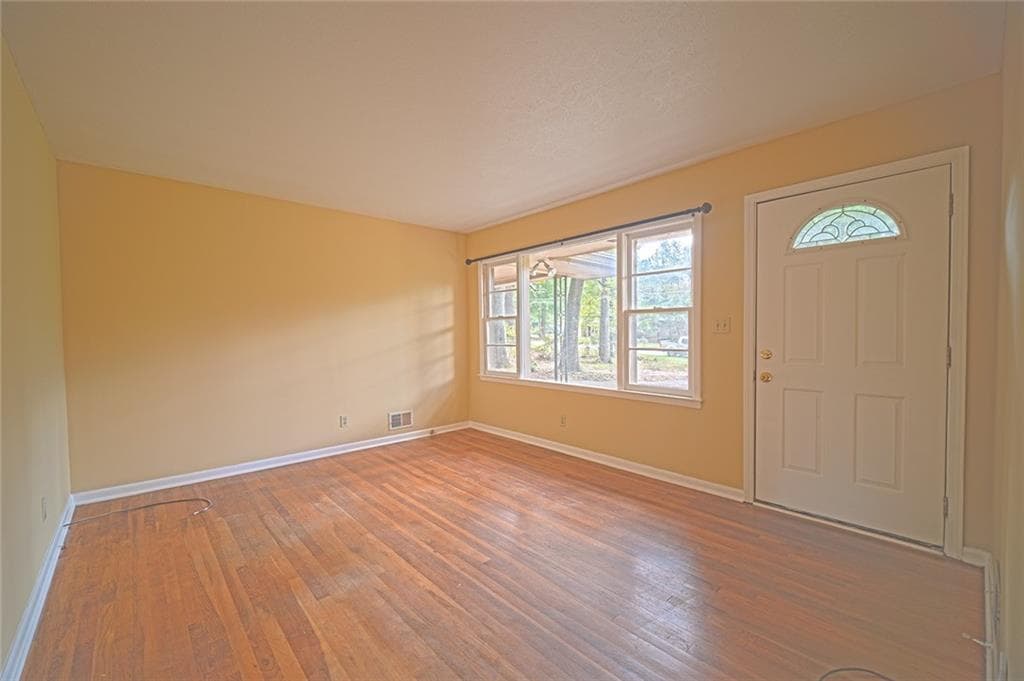 3 bedroom, 2 bathroom, 1,203 sq ft single family residence for rent at 5565 Bowers Road, Stone Mountain, GA 30087 for $1,500 a month — photo 5