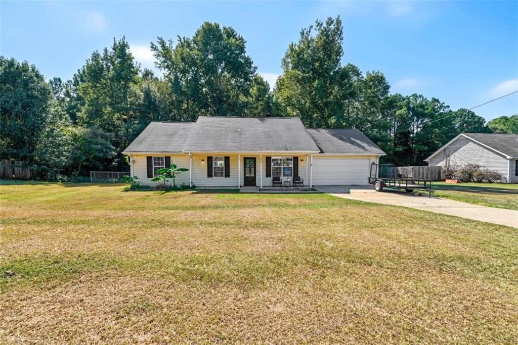 3 bedroom, 2 bathroom, 1,514 sq ft single family residence for sale at 290 Stony Brook Circle, Jackson, GA 30233 — photo 2