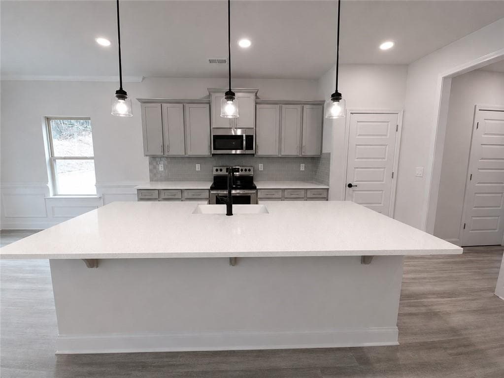 4 bedroom, 3 bathroom, 2,121 sq ft single family residence for sale at 247 Thunder Valley, Dawsonville, GA 30534 — photo 8