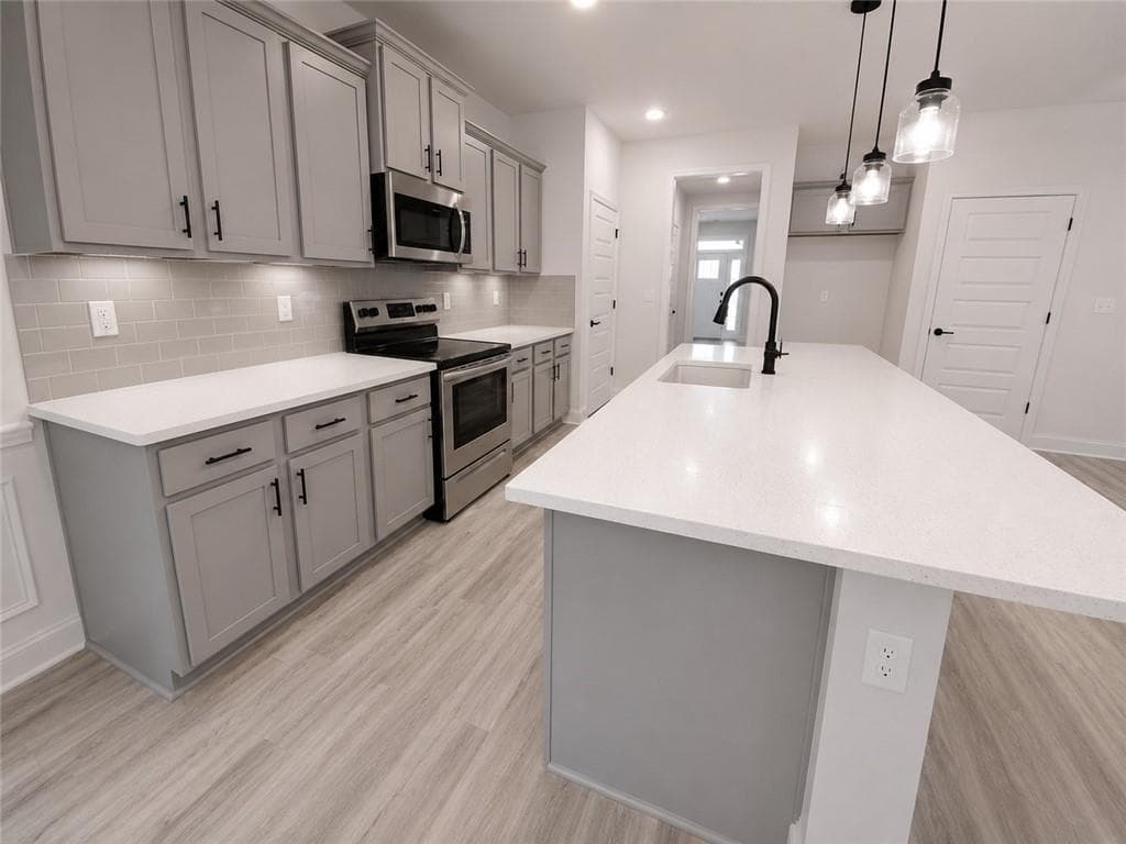4 bedroom, 3 bathroom, 2,121 sq ft single family residence for sale at 247 Thunder Valley, Dawsonville, GA 30534 — photo 9