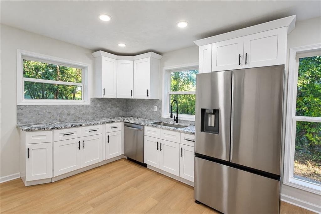 3 bedroom, 2 bathroom, 1,530 sq ft single family residence for sale at 2499 Sylvan Road, East Point, GA 30344 — photo 8