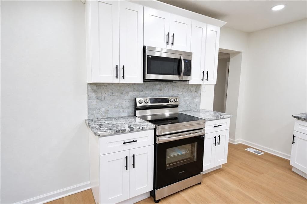 3 bedroom, 2 bathroom, 1,530 sq ft single family residence for sale at 2499 Sylvan Road, East Point, GA 30344 — photo 9