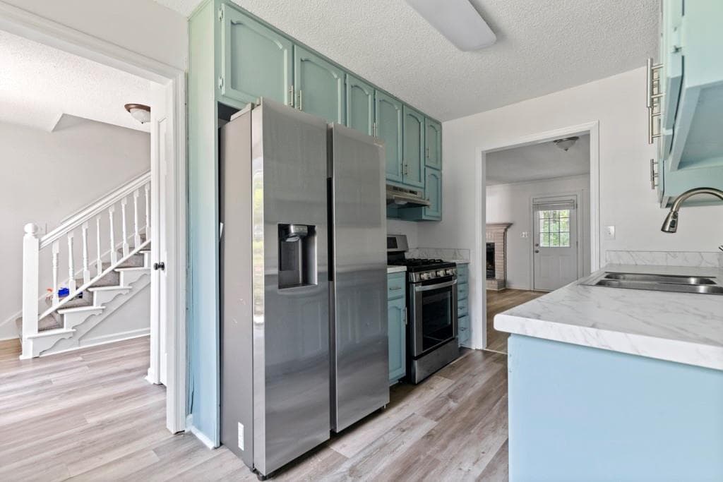 2 bedroom, 3 bathroom, 1,200 sq ft townhouse for rent at 7169 Williamsburg Drive, Riverdale, GA 30274 for $1,665 a month — photo 5