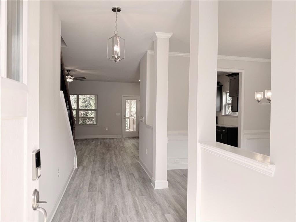 6 bedroom, 5 bathroom, 3,681 sq ft single family residence for sale at 442 Magnolia Grove Place, Cornelia, GA 30531 — photo 4