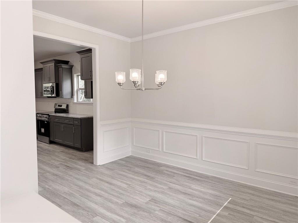 6 bedroom, 5 bathroom, 3,681 sq ft single family residence for sale at 442 Magnolia Grove Place, Cornelia, GA 30531 — photo 6