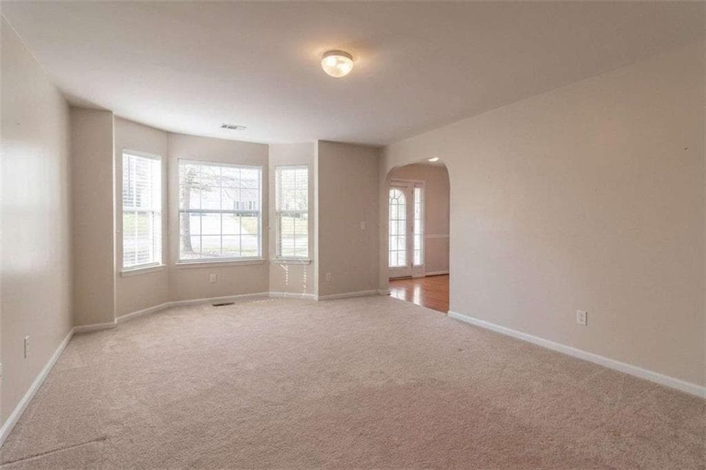 4 bedroom, 3 bathroom, 2,816 sq ft single family residence for rent at 7377 Spoleto Loop, Fairburn, GA 30213 for $2,850 a month — photo 4