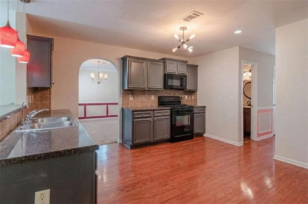 4 bedroom, 3 bathroom, 2,816 sq ft single family residence for rent at 7377 Spoleto Loop, Fairburn, GA 30213 for $2,850 a month — photo 10