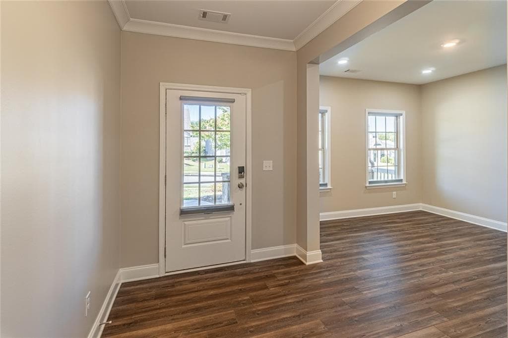 3 bedroom, 3 bathroom, 2,693 sq ft single family residence for sale at 5243 Noble Oak Cove, Gainesville, GA 30504 — photo 6
