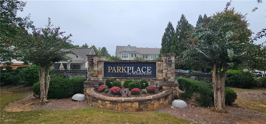 3 bedroom, 4 bathroom, 1,948 sq ft townhouse for sale at 5820 Broadway Lane, Cumming, GA 30041 — photo 3