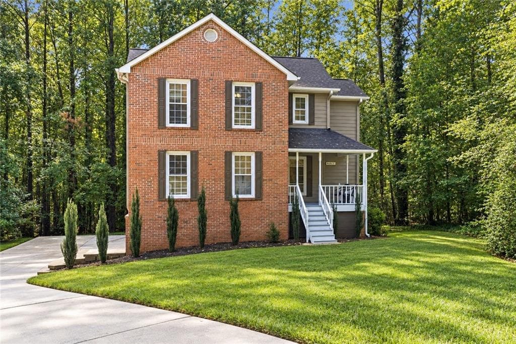3 bedroom, 3 bathroom, 1,828 sq ft single family residence for sale at 5881 Pavillion Drive, Powder Springs, GA 30127 — photo 1 of 28