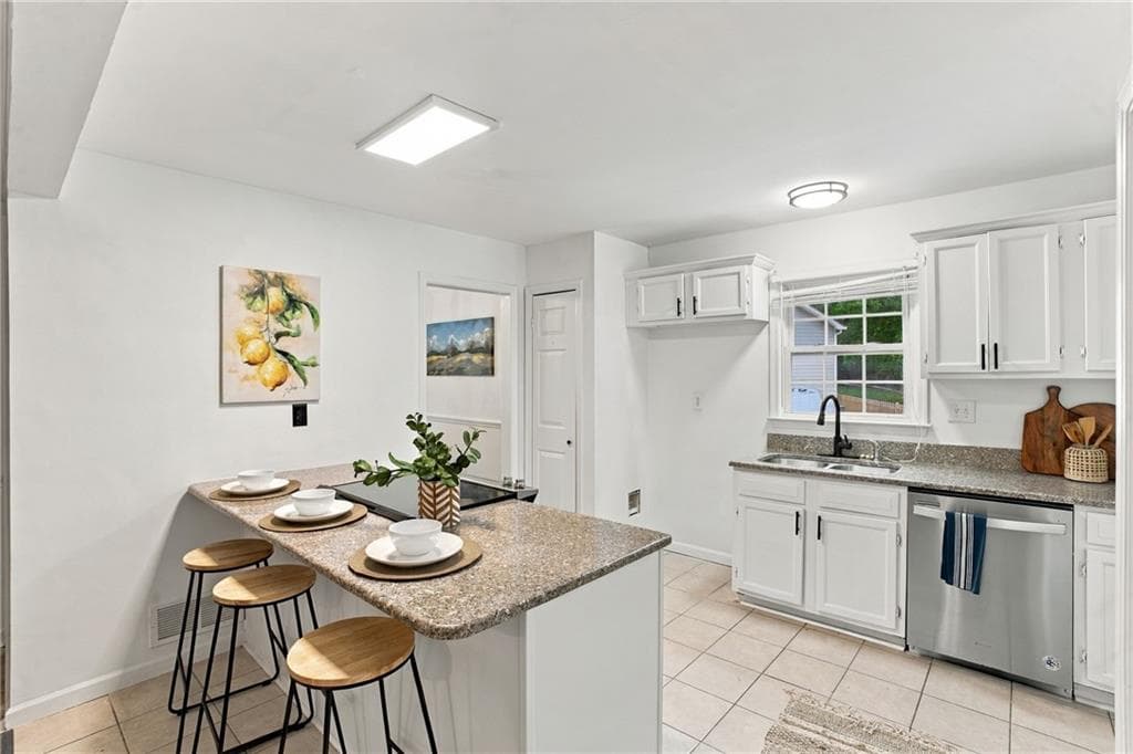 3 bedroom, 3 bathroom, 1,828 sq ft single family residence for sale at 5881 Pavillion Drive, Powder Springs, GA 30127 — photo 10