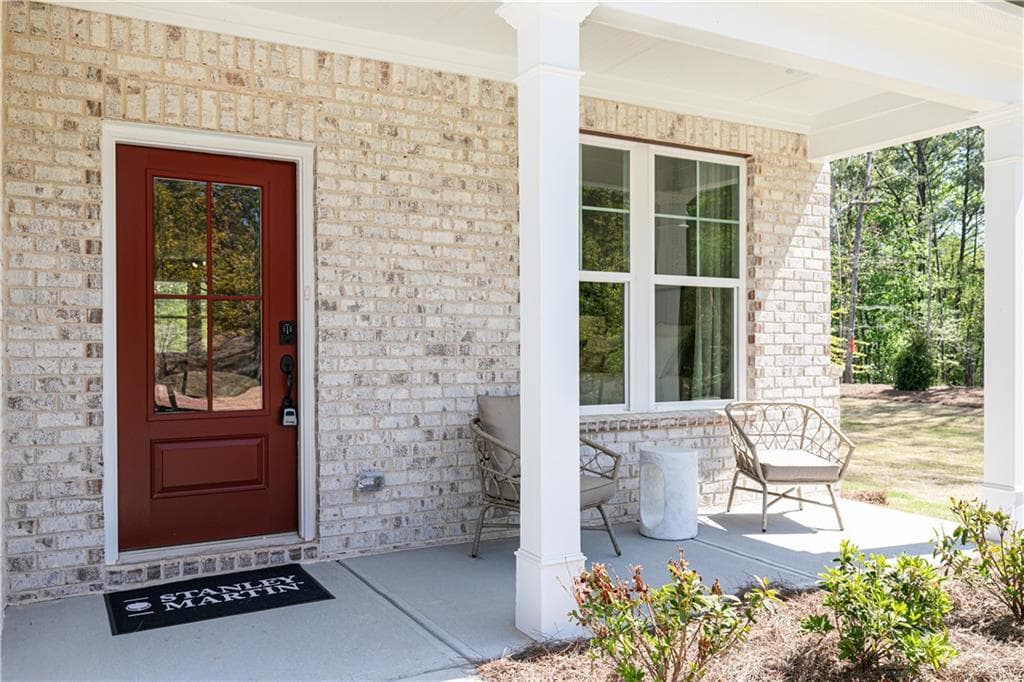 4 bedroom, 3 bathroom, 2,917 sq ft single family residence for sale at 1411 Jordon Brook Drive, Lawrenceville, GA 30043 — photo 3