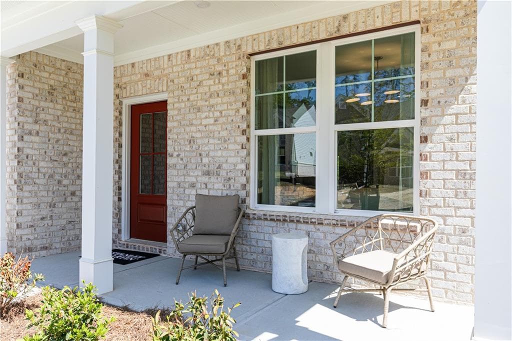 4 bedroom, 3 bathroom, 2,917 sq ft single family residence for sale at 1411 Jordon Brook Drive, Lawrenceville, GA 30043 — photo 4