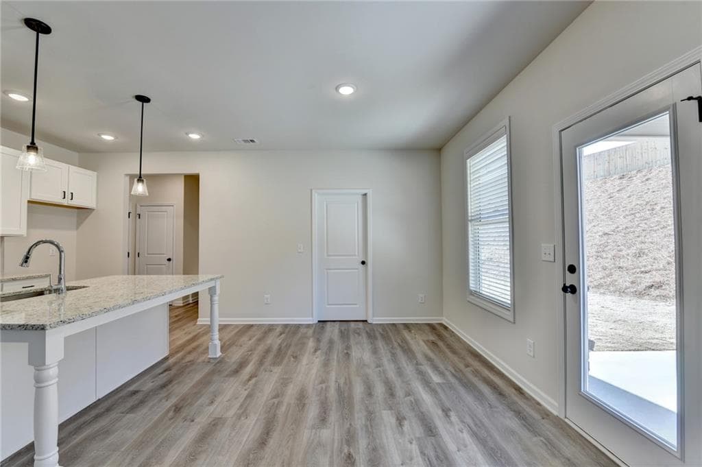4 bedroom, 3 bathroom, 2,511 sq ft single family residence for sale at 696 Rodeo Drive, Auburn, GA 30011 — photo 9