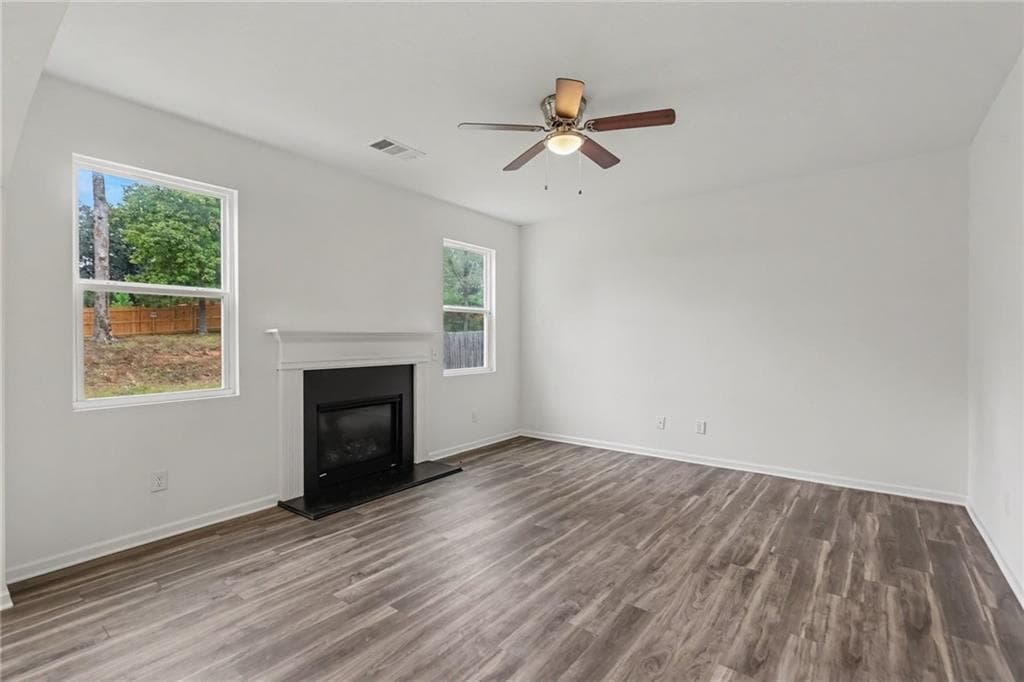 4 bedroom, 3 bathroom, 1,714 sq ft single family residence for sale at 32 Susie Creek Lane, Villa Rica, GA 30180 — photo 5