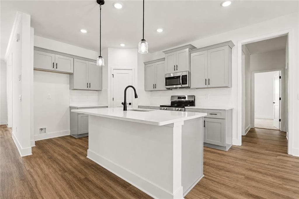 5 bedroom, 4 bathroom, 2,913 sq ft single family residence for sale at 219 Thunder Valley, Dawsonville, GA 30534 — photo 9