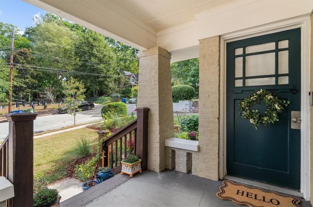 2 bedroom, 2 bathroom, 1,160 sq ft single family residence for sale at 87 Warren Street, Atlanta, GA 30317 — photo 2